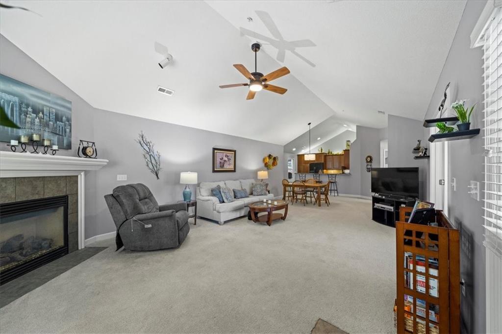 7114 Hedge Lane Terrace