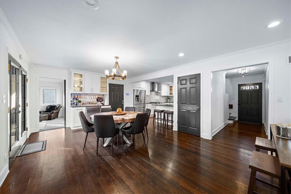 1259 W 67th Terrace