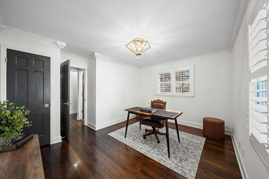 1259 W 67th Terrace