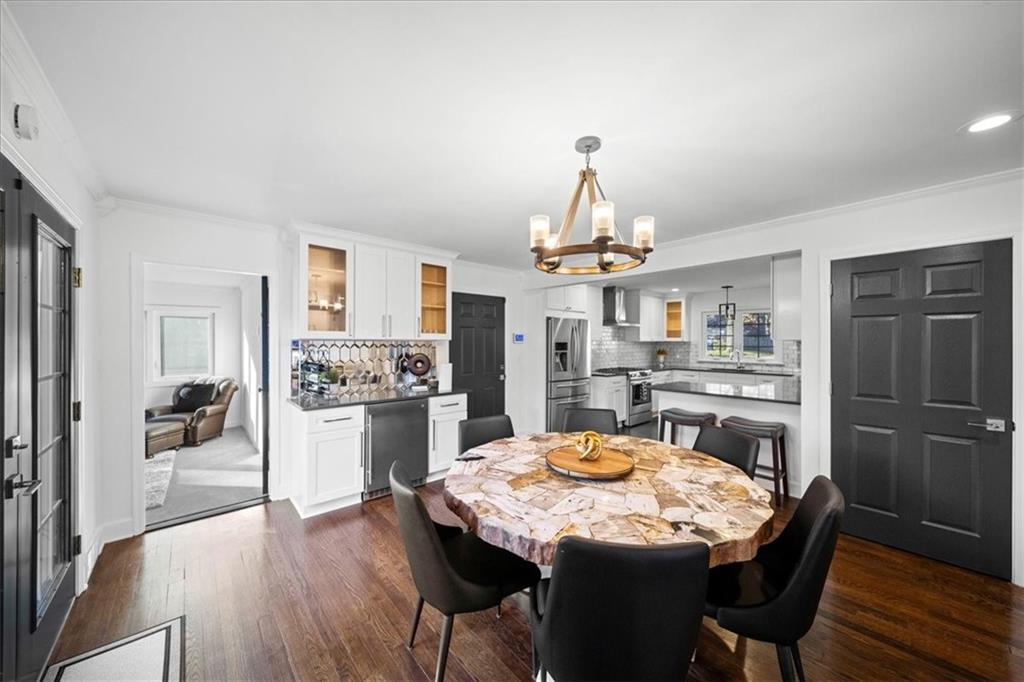 1259 W 67th Terrace