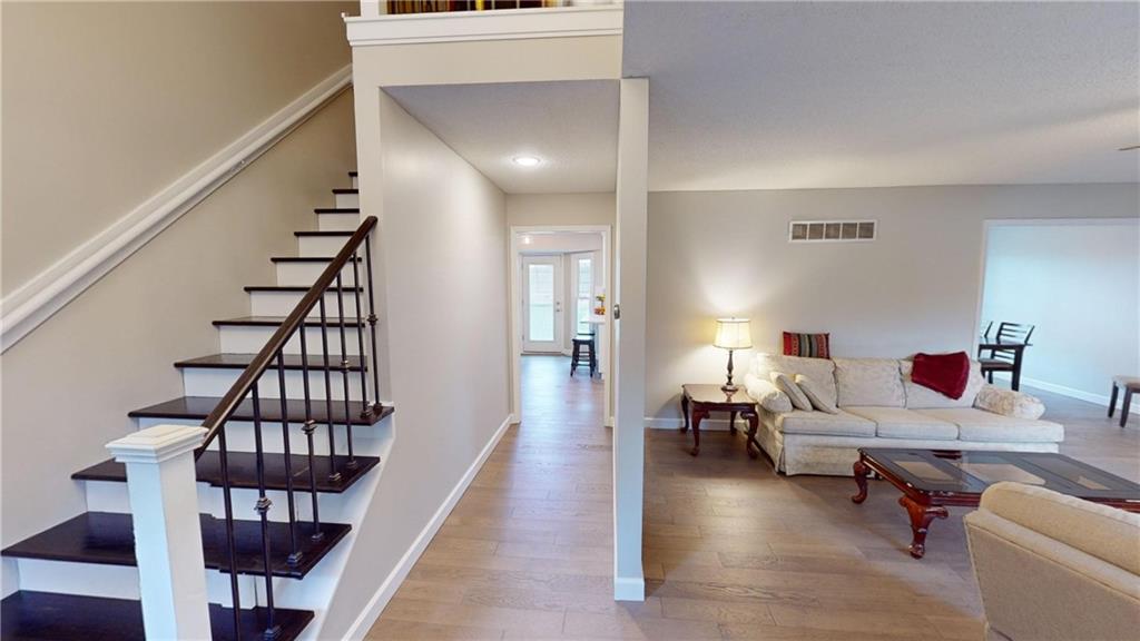 11905 S Hagan Street