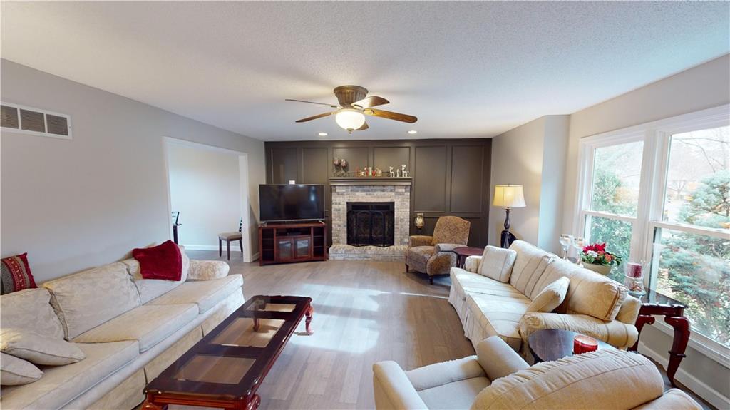 11905 S Hagan Street