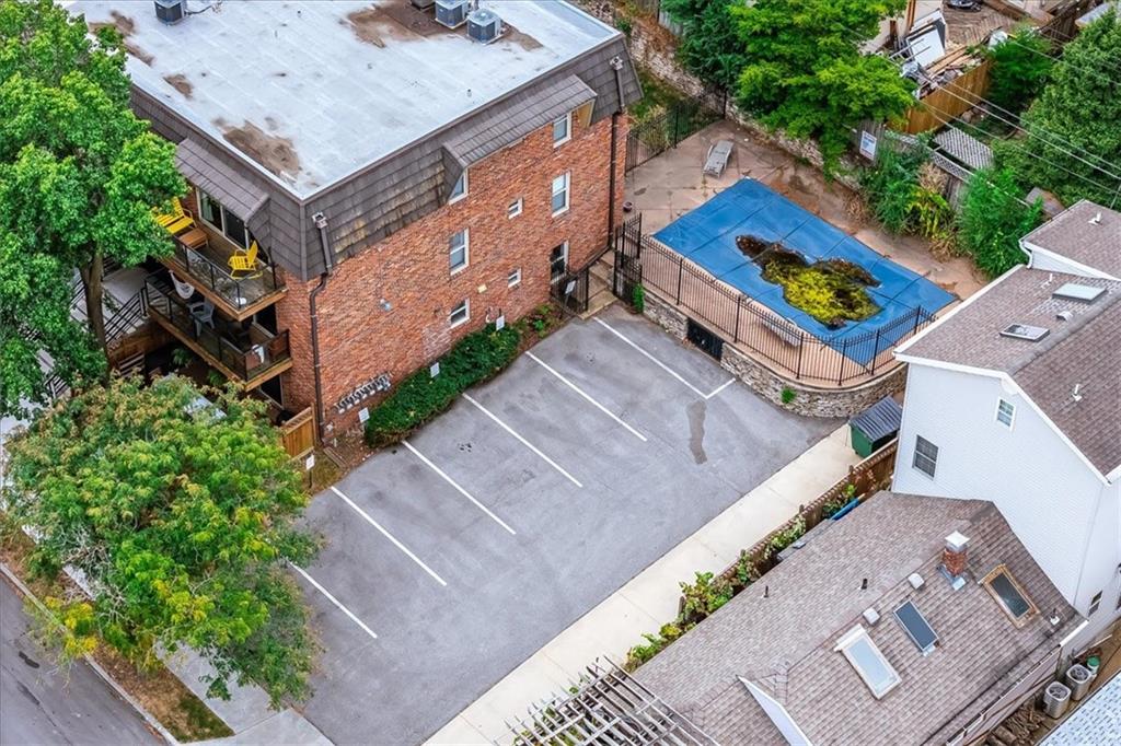 4616 Holly Street Unit: 6