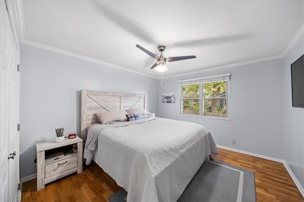 4616 Holly Street Unit: 6