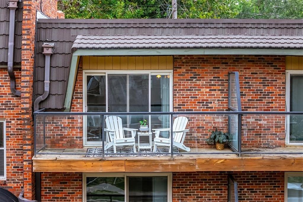 4616 Holly Street Unit: 6