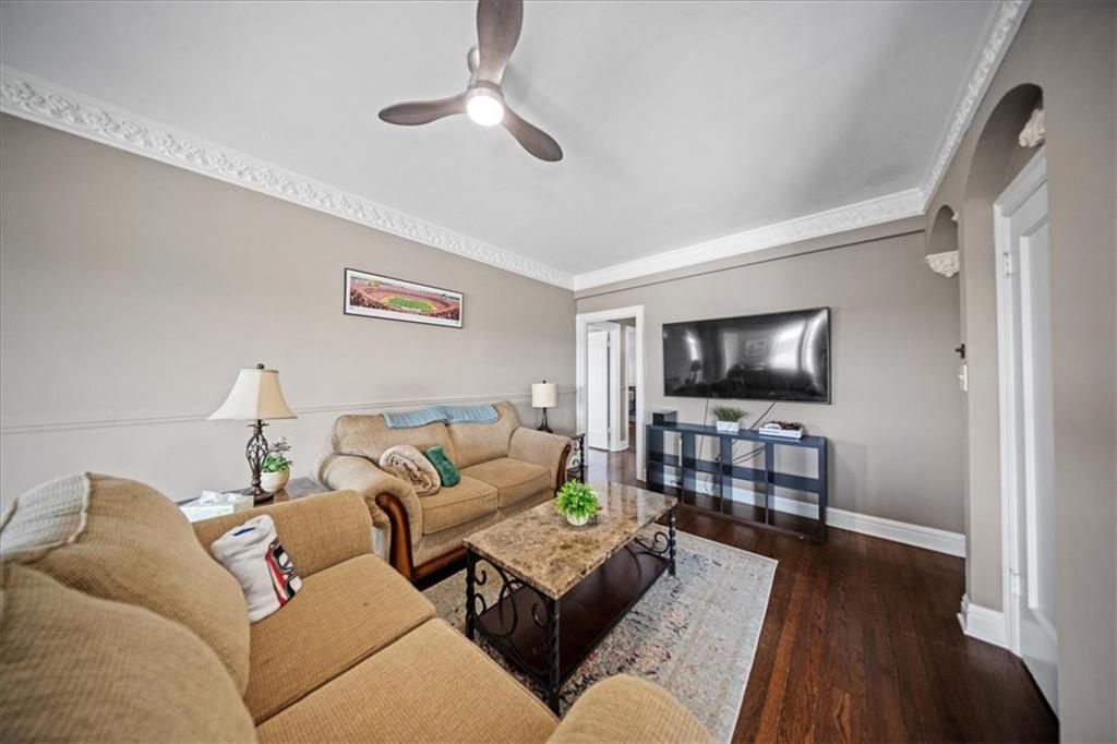 309 Emanuel Cleaver II Boulevard Unit: 704