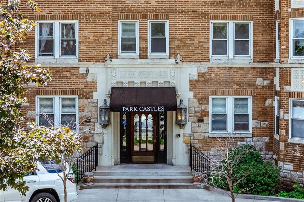 309 Emanuel Cleaver II Boulevard Unit: 704