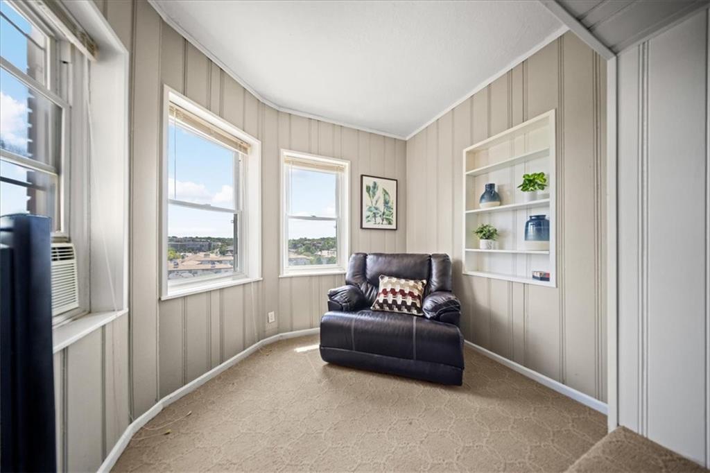 309 Emanuel Cleaver II Boulevard Unit: 704