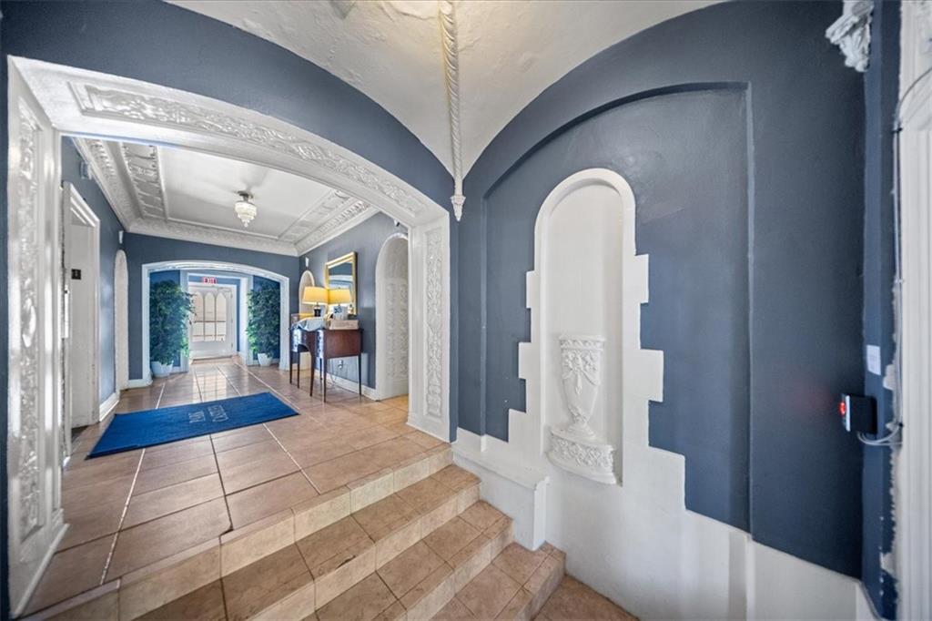 309 Emanuel Cleaver II Boulevard Unit: 704