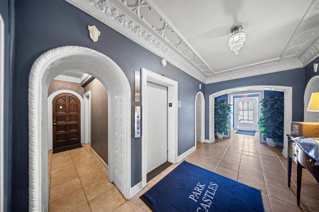 309 Emanuel Cleaver II Boulevard Unit: 704