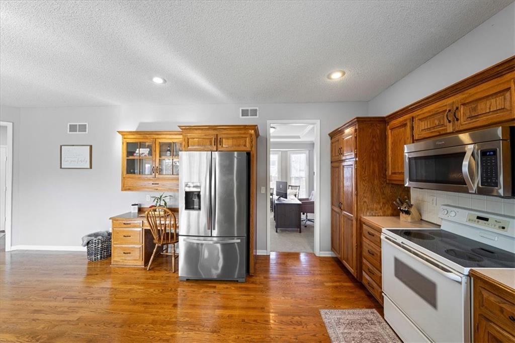 13925 W 73rd Street