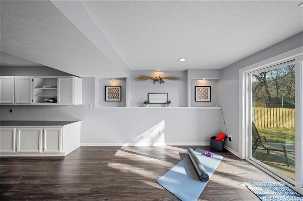 13925 W 73rd Street
