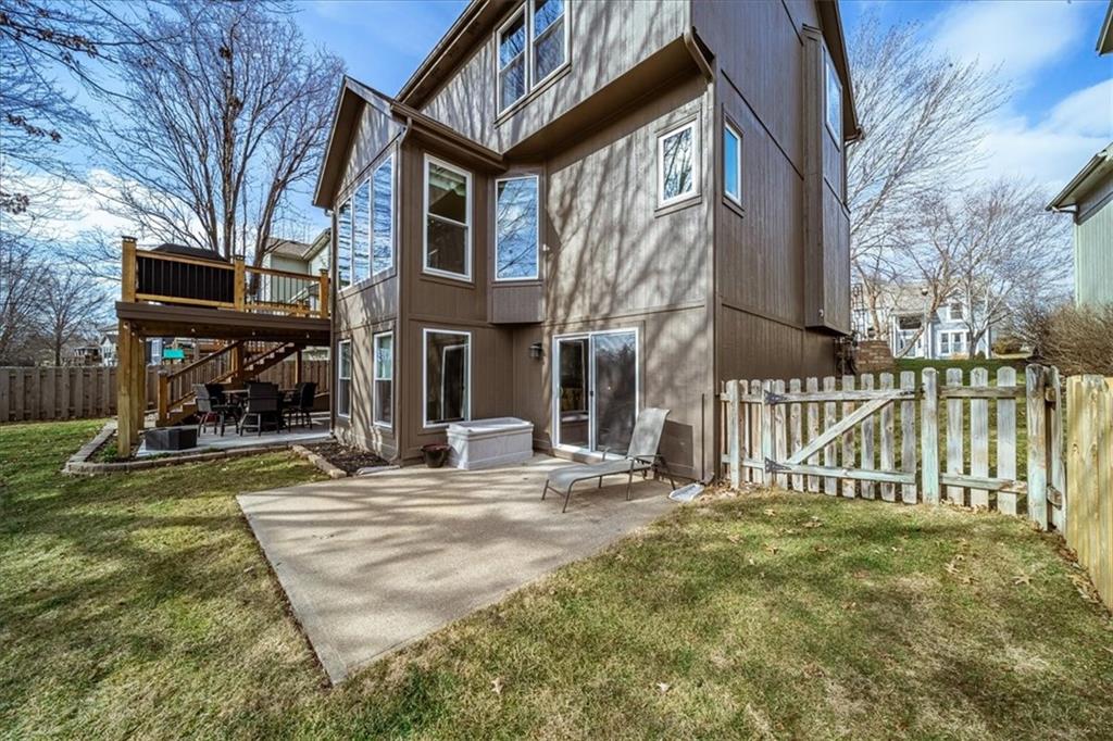 13925 W 73rd Street
