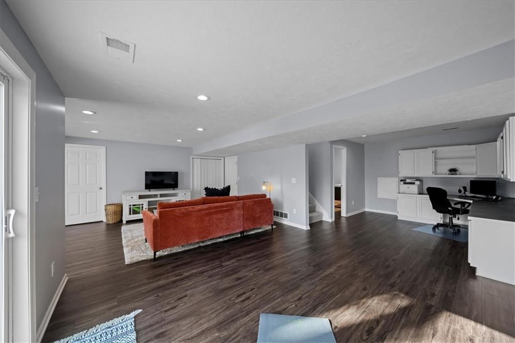 13925 W 73rd Street