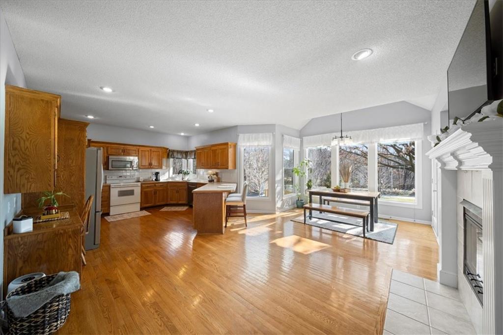 13925 W 73rd Street
