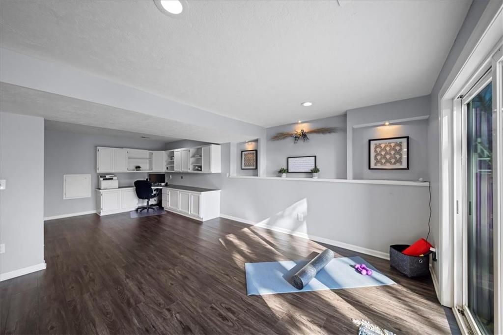13925 W 73rd Street