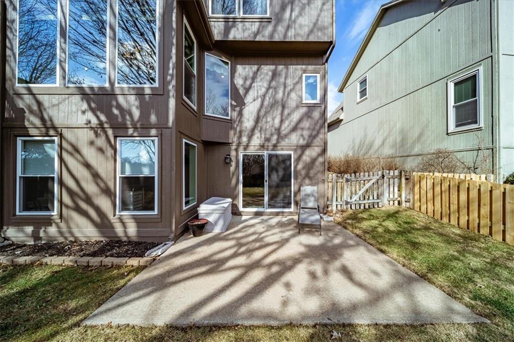 13925 W 73rd Street