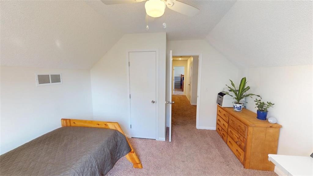 4821 Perry Lane