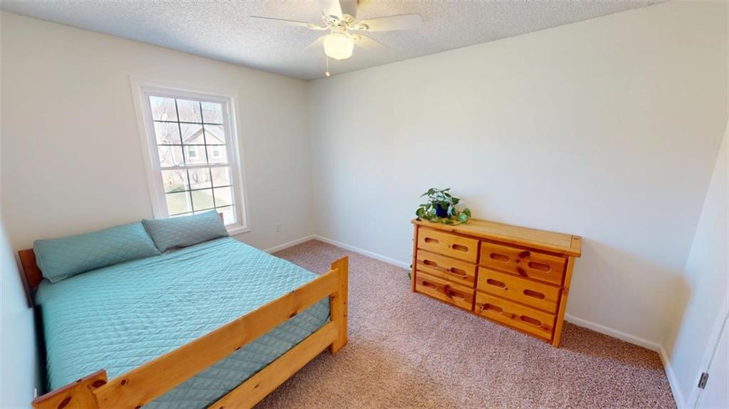 4821 Perry Lane