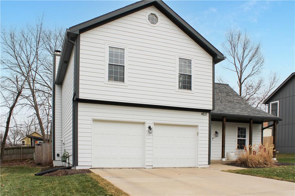 4821 Perry Lane