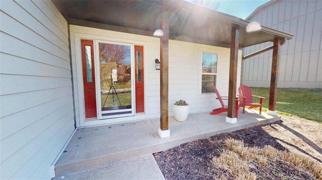 4821 Perry Lane