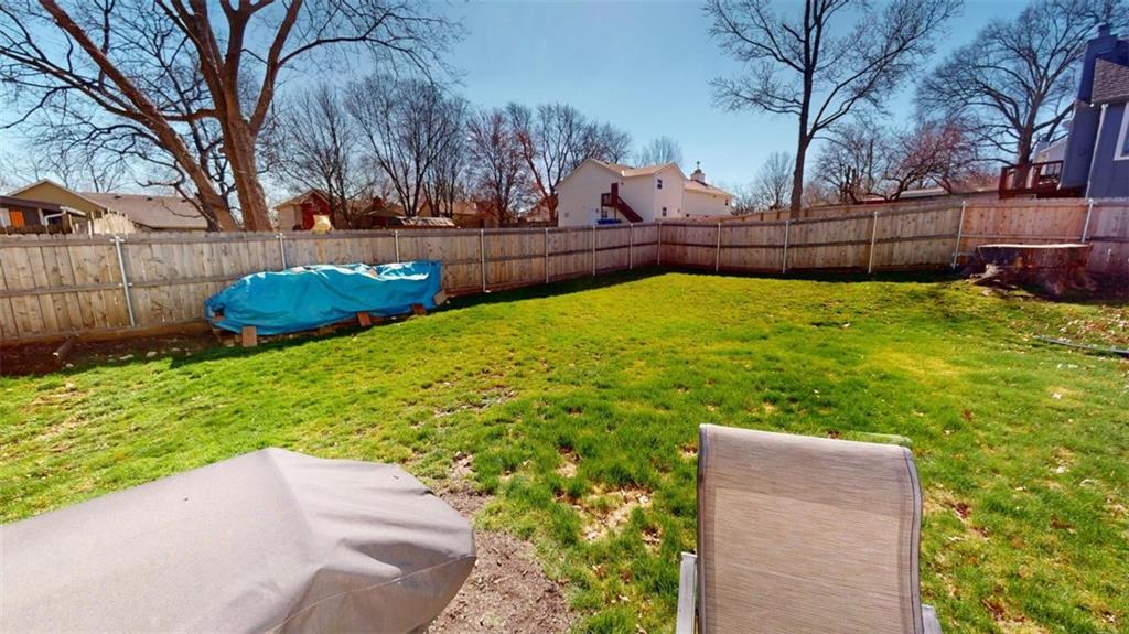 4821 Perry Lane