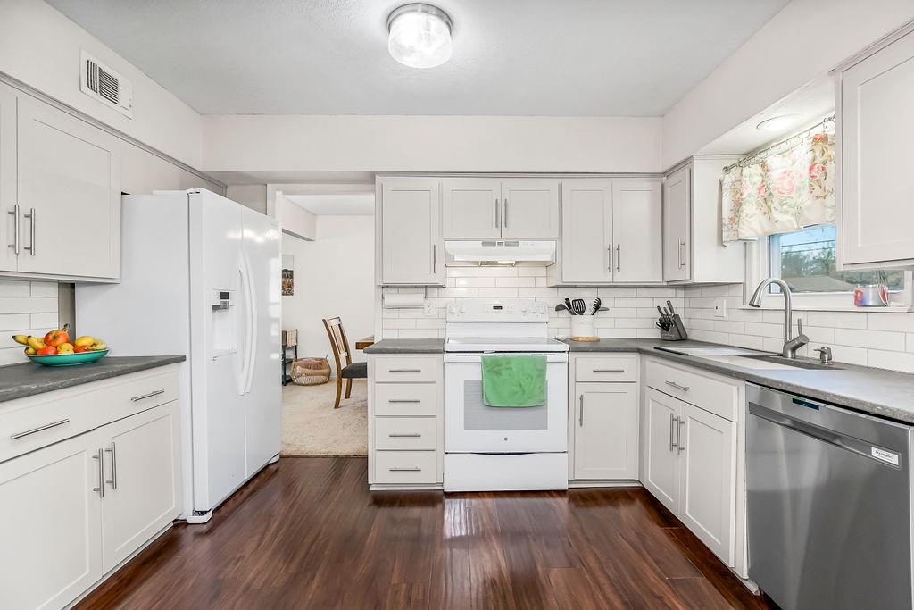 13014 W 102ND Street