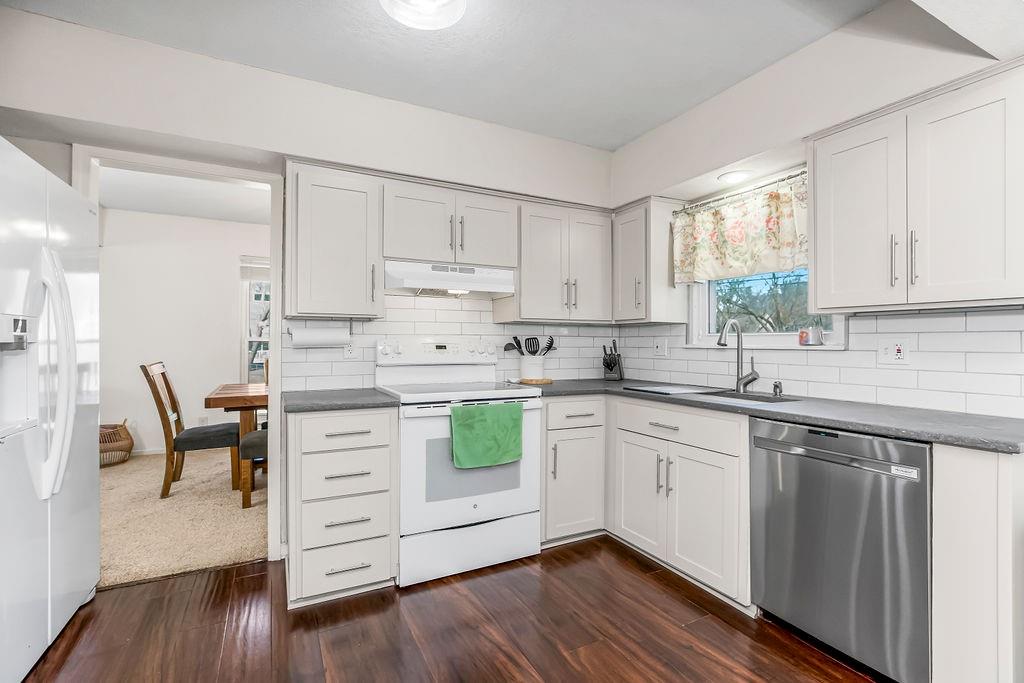 13014 W 102ND Street