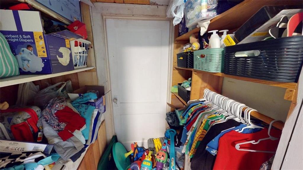 7615 Kansas Avenue