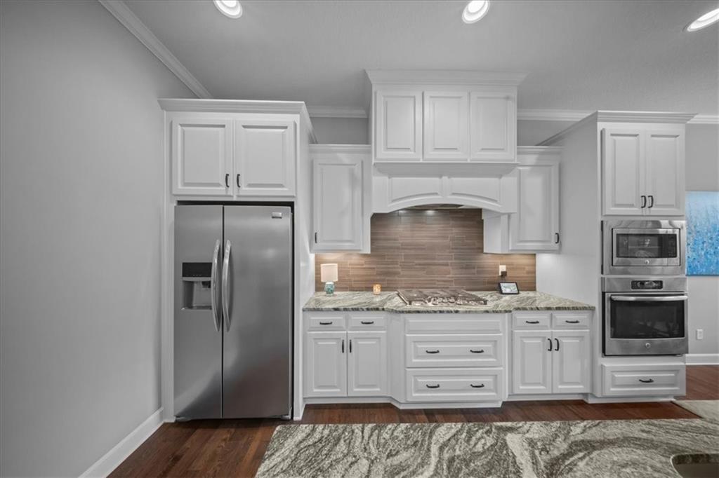 19521 W 100th Street