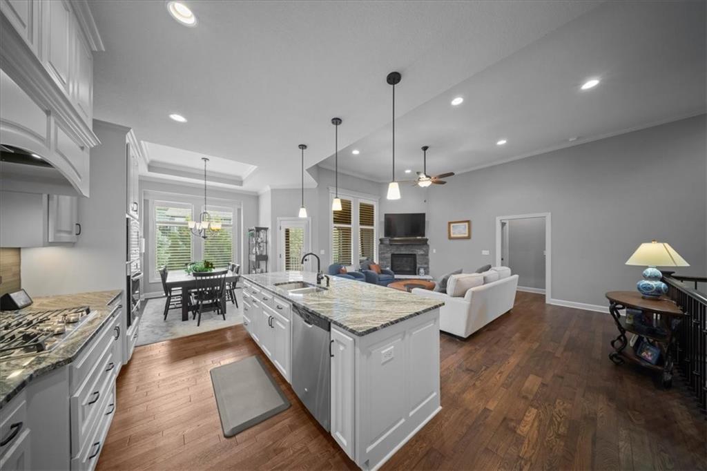 19521 W 100th Street