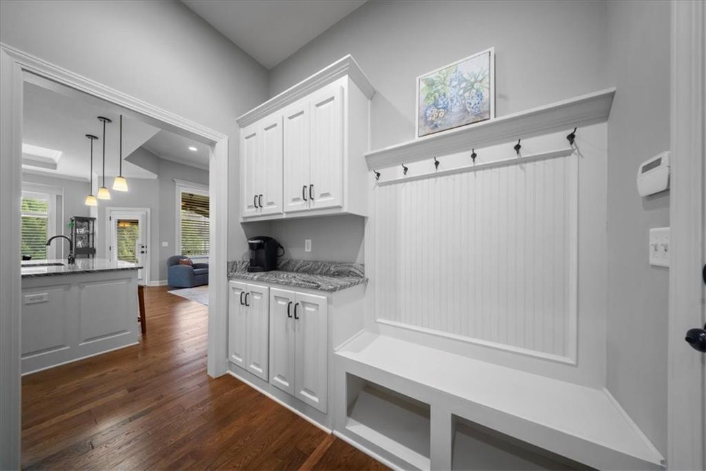 19521 W 100th Street