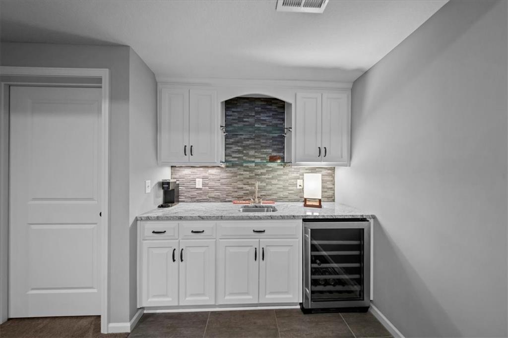 19521 W 100th Street