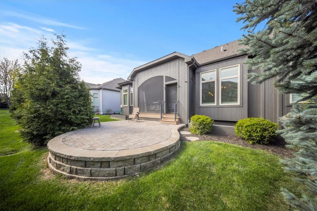 19521 W 100th Street