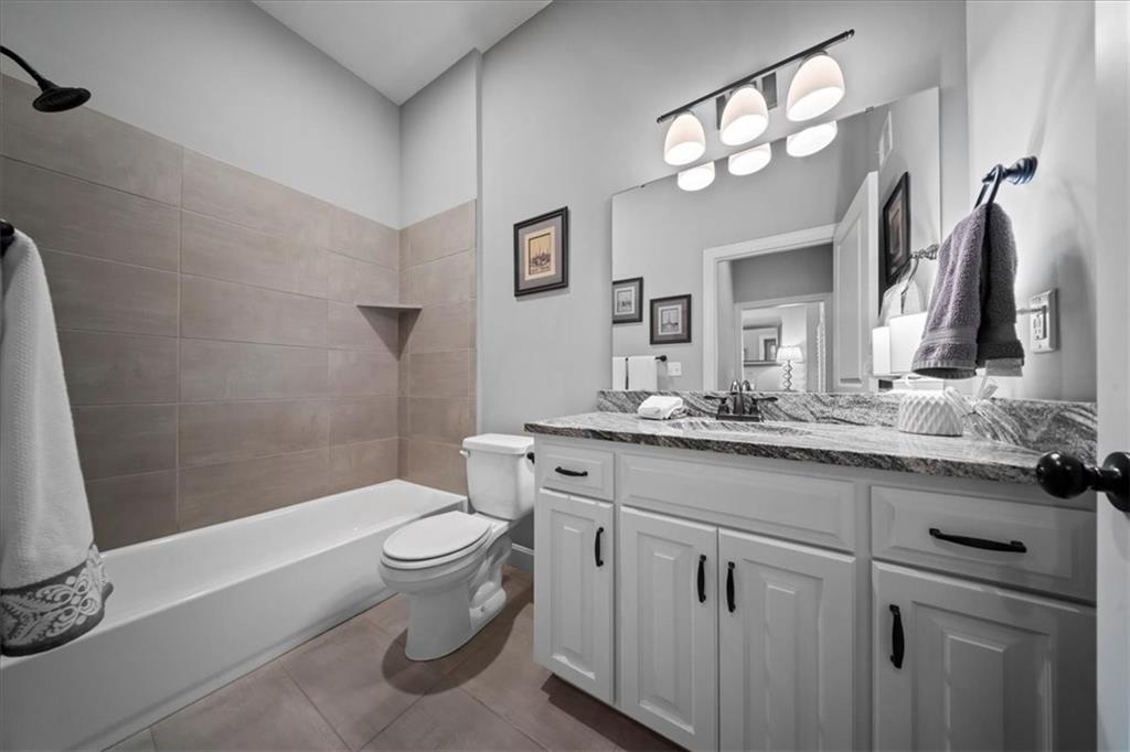 19521 W 100th Street