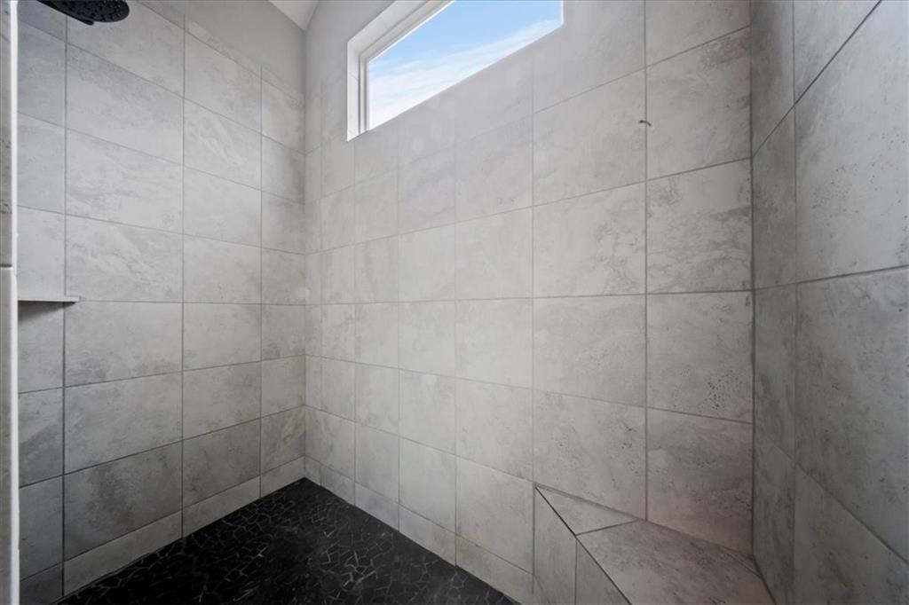 19521 W 100th Street