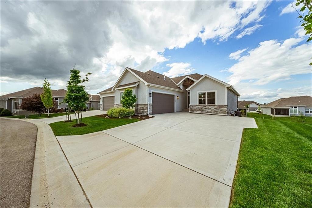 21736 W 116th Place