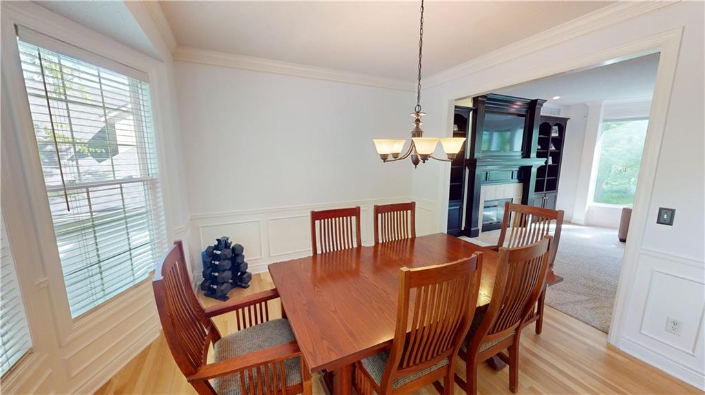 22306 W 44 Terrace