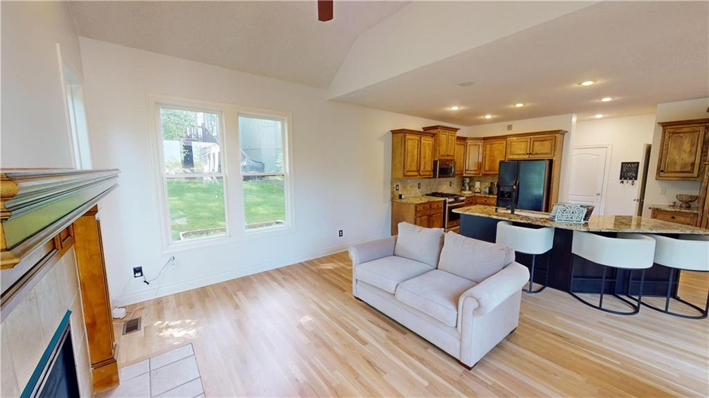 22306 W 44 Terrace