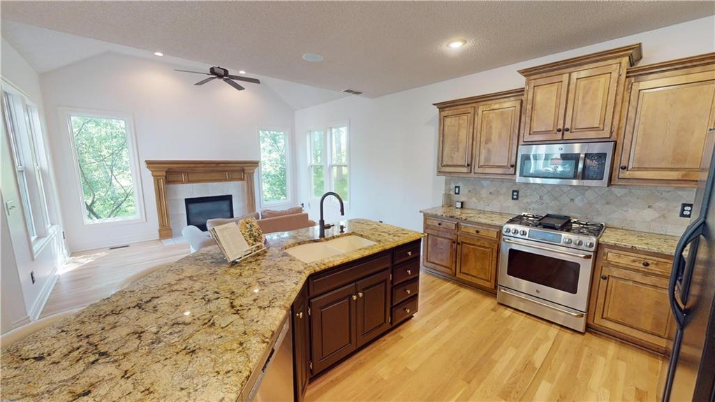 22306 W 44 Terrace