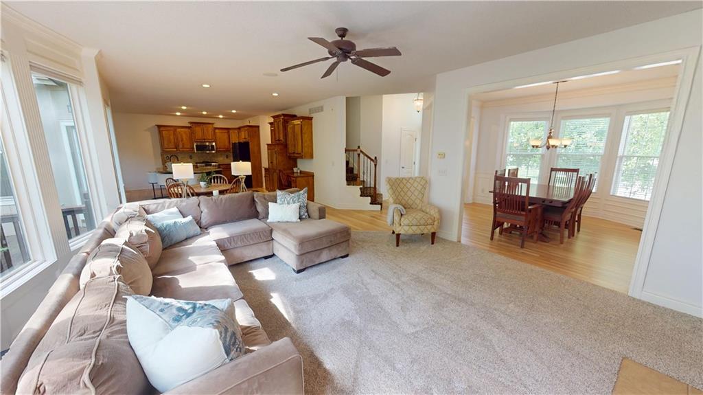 22306 W 44 Terrace