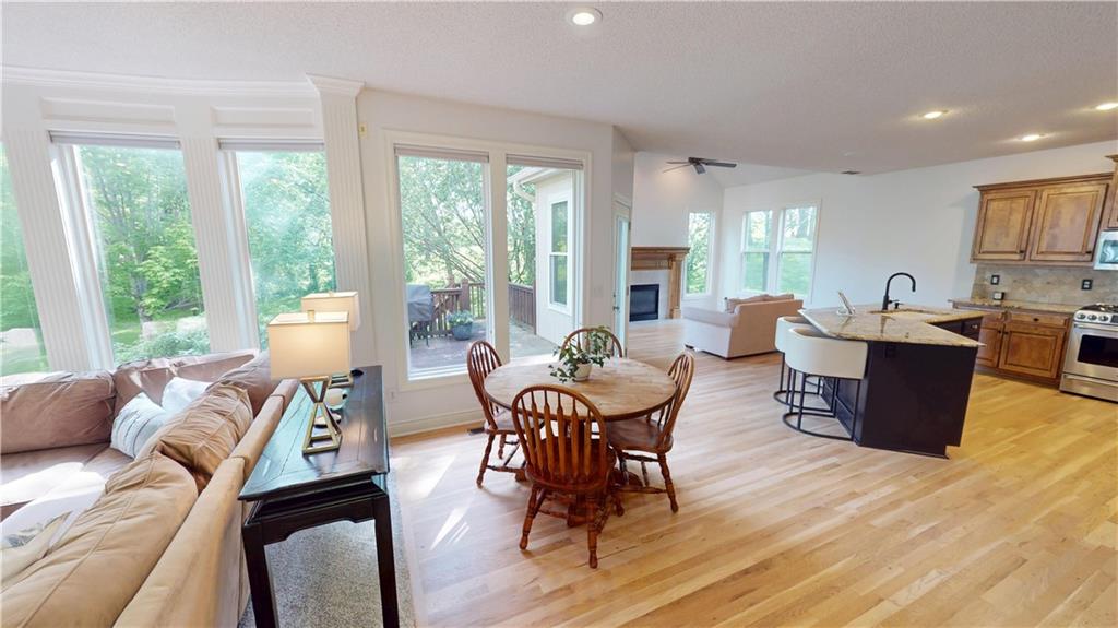 22306 W 44 Terrace