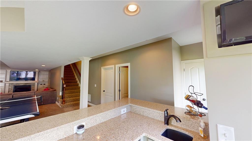 22306 W 44 Terrace