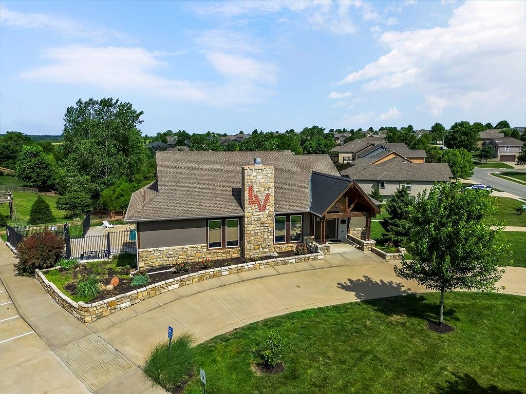 488 S 137th Place