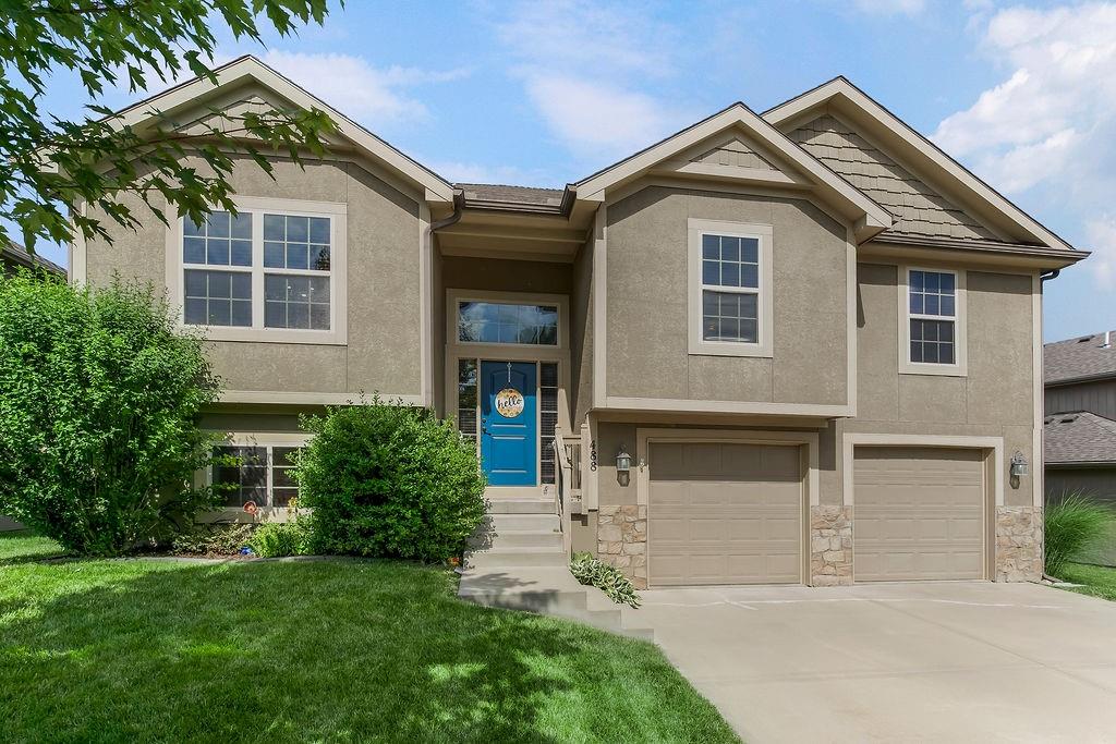 488 S 137th Place
