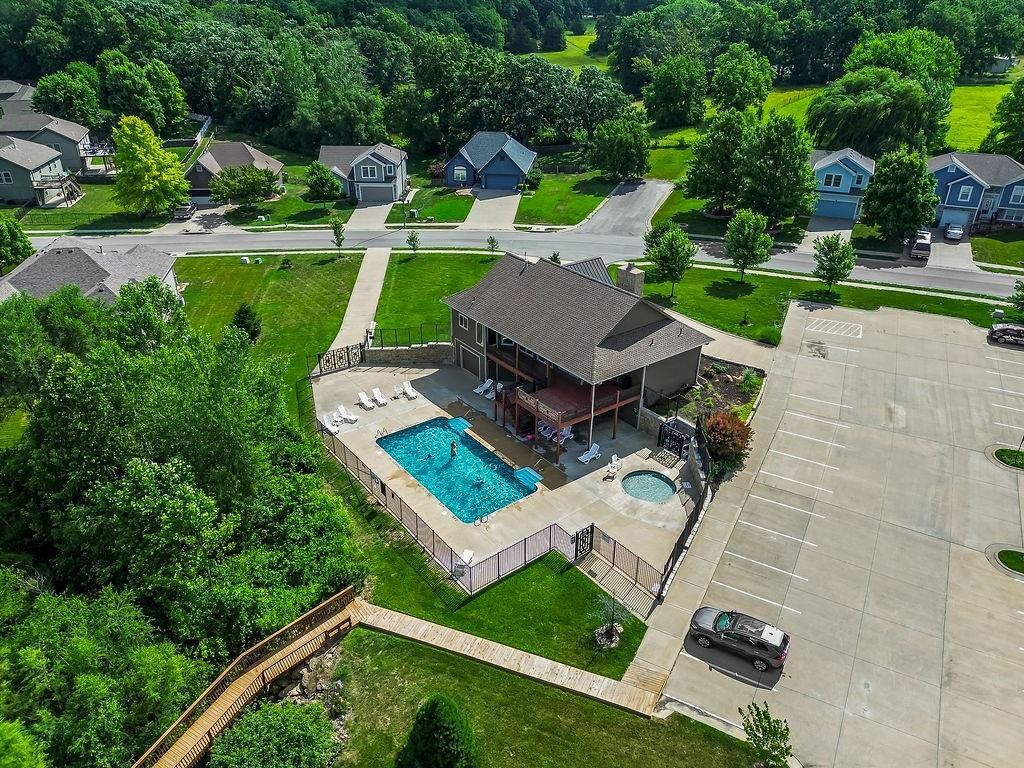 488 S 137th Place