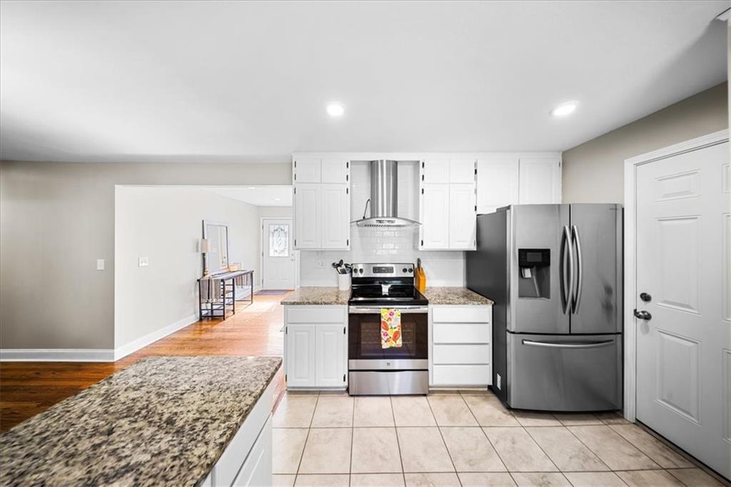 7007 Woodward Street