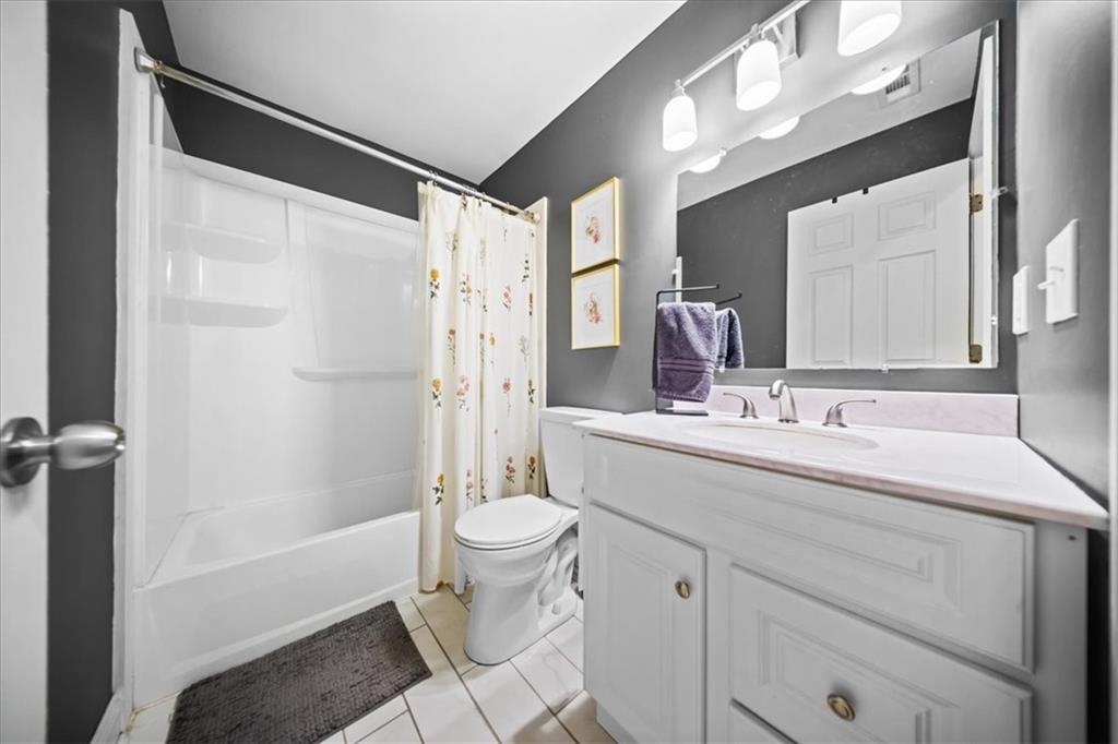 7007 Woodward Street