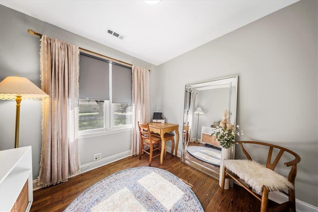 7007 Woodward Street