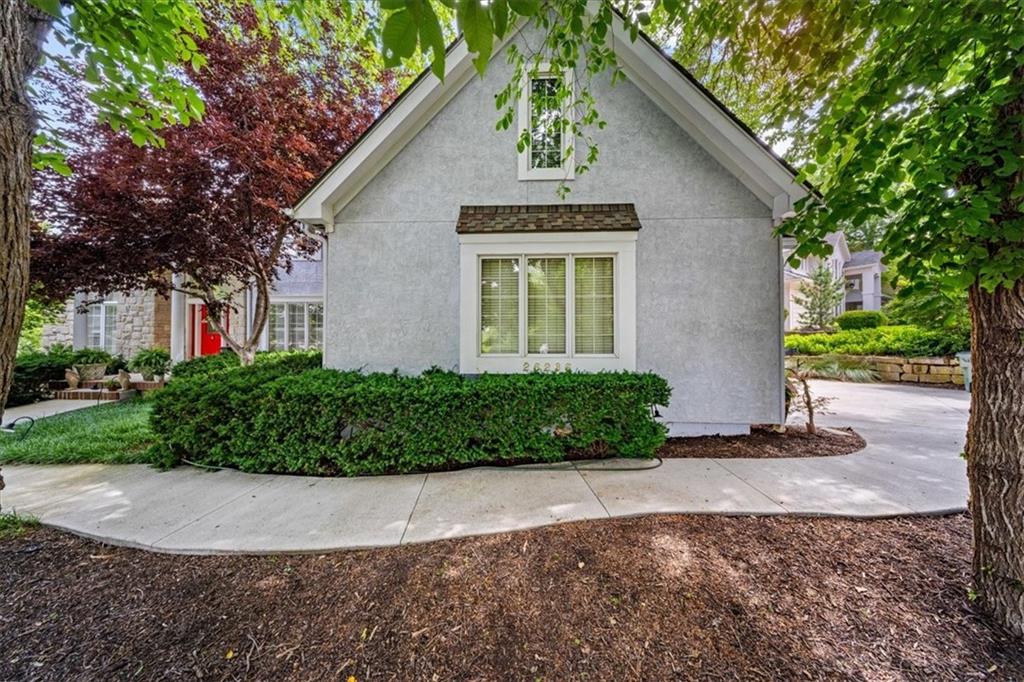 26266 W 110th Terrace